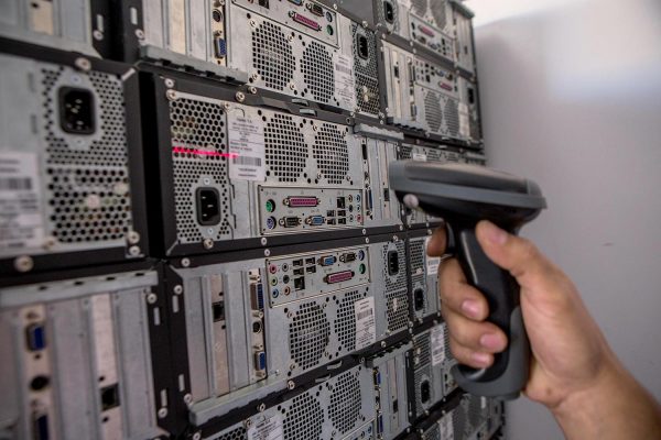 Omni-ID IQ300-quan-ly-tai-san-CNTT