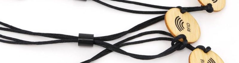 vong-deo-tay-rfid-wooden